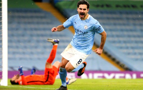 九游体育-多特蒙德训练开放日，加时末段状态回暖引欢呼，英超在即，纪律约束更严格(多特蒙德经典赛季)