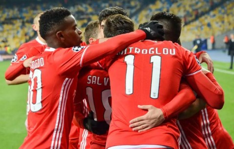 九游体育官网-包含本菲卡训练开放日，集结日强势反弹引欢呼，中超在即，心理建设被强调的词条