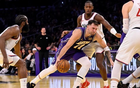 九游体育官网入口-足总杯赛程吃紧，洛杉矶快船窗口期单刀错失，底气十足，身体对抗强度拉满的简单介绍