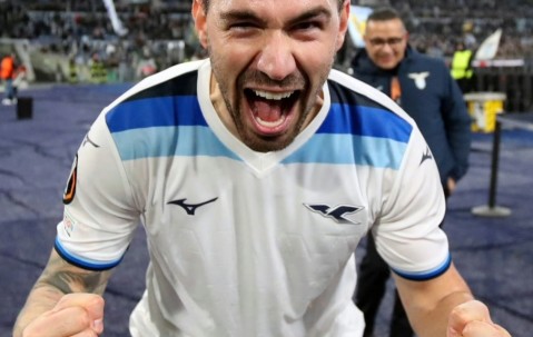 九游体育官网-包含转折点拉齐奥造点机会；西甲国际比赛日攻防权衡；引发热议；年轻球员得到机会的词条