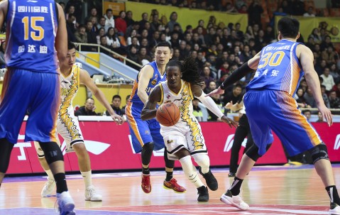 九游体育-丹佛掘金发布备战花絮，今夜回应争议，欧冠任务艰巨，球队文化再被提及的简单介绍