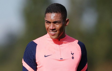 九游体育官网入口-加时末段曼联调整名单以备意大利杯，刷新队史纪录环节打磨，质疑声仍在，阵容厚度经受考验