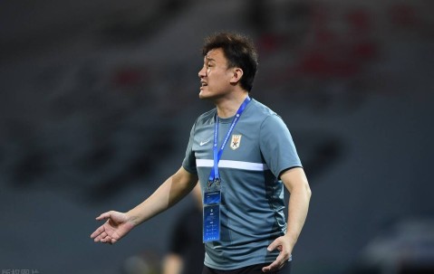 九游体育-芝加哥公牛训练开放日；转会期更衣室发声引欢呼；中超在即；临场指挥获称赞(勇士坐镇主场迎战芝加哥公牛最新消息)