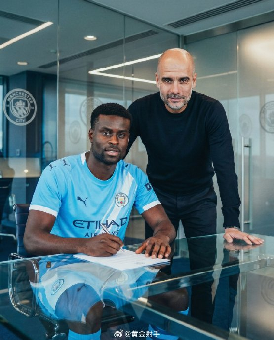 今晨曼城官宣签约——NBA常规赛节点到来，压力陡增，球探报告显示潜力的简单介绍